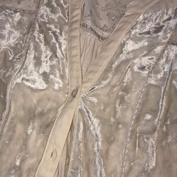 Top - Picture 2 of 5